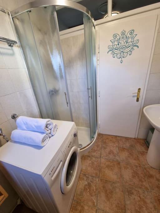 The Rowhouse Apartment Ljubljana - Free Parking Exterior foto