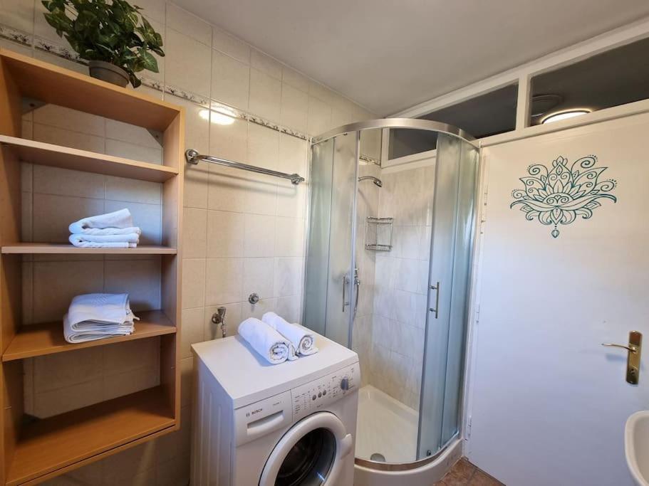 The Rowhouse Apartment Ljubljana - Free Parking Exterior foto