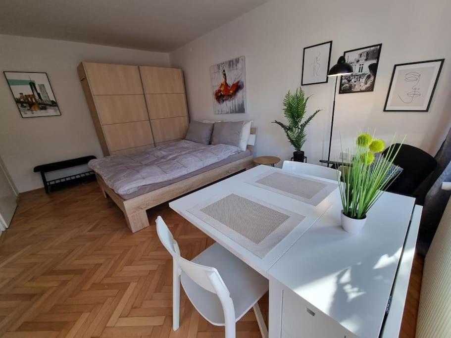 The Rowhouse Apartment Ljubljana - Free Parking Exterior foto